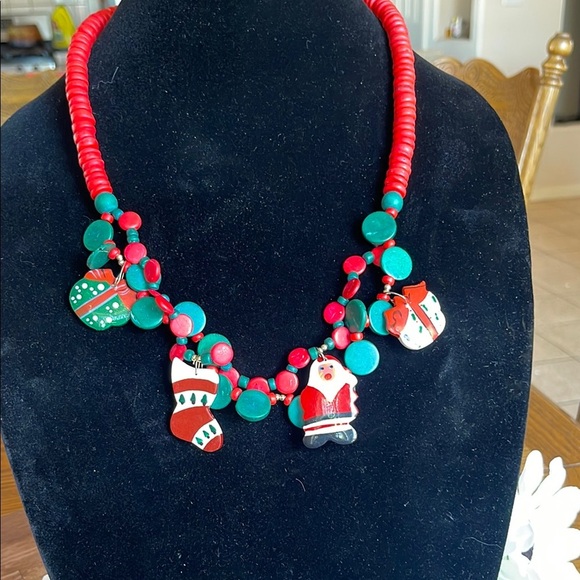 Festive Red and Green Christmas Necklace - Picture 1 of 4